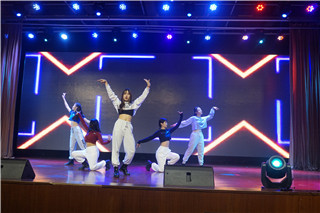 1574412004216208.jpg 选手表演3.JPG