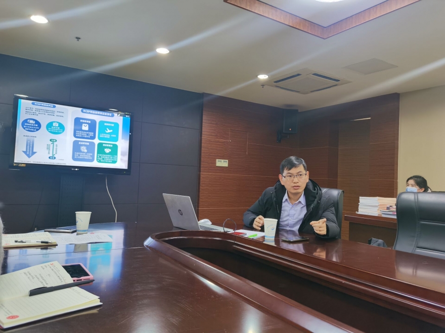 1608885502386421.jpg 2、高盼博士讲座.jpg