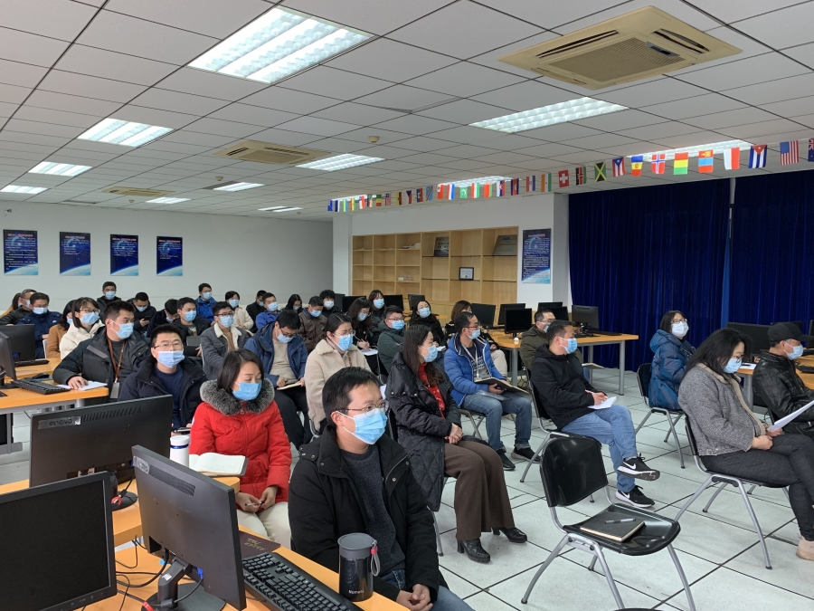 1611215175387151.jpg 全体教职工_副本.jpg