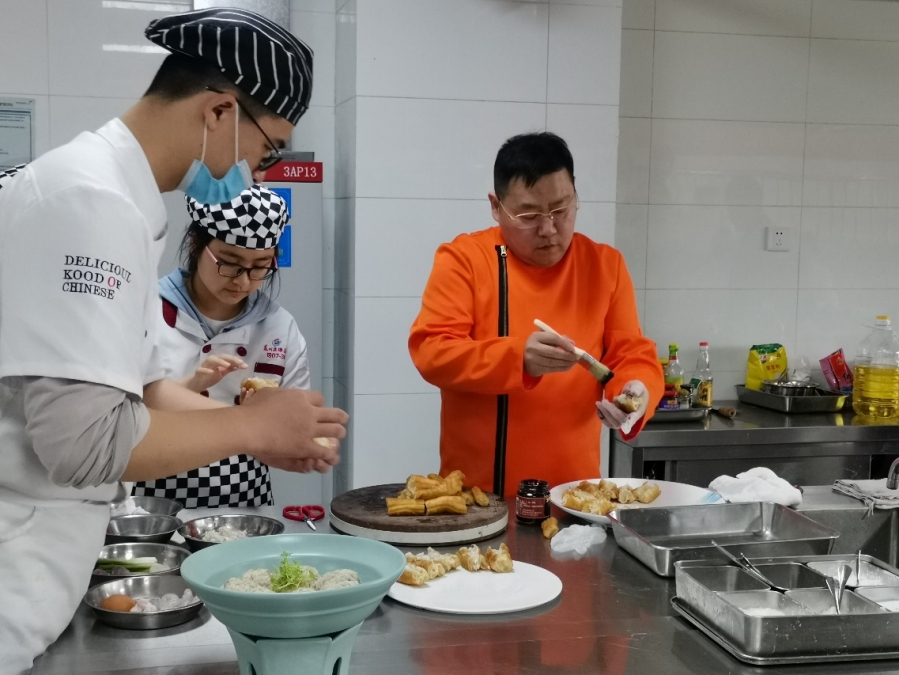 1623389198108220.jpg 范青松.jpg