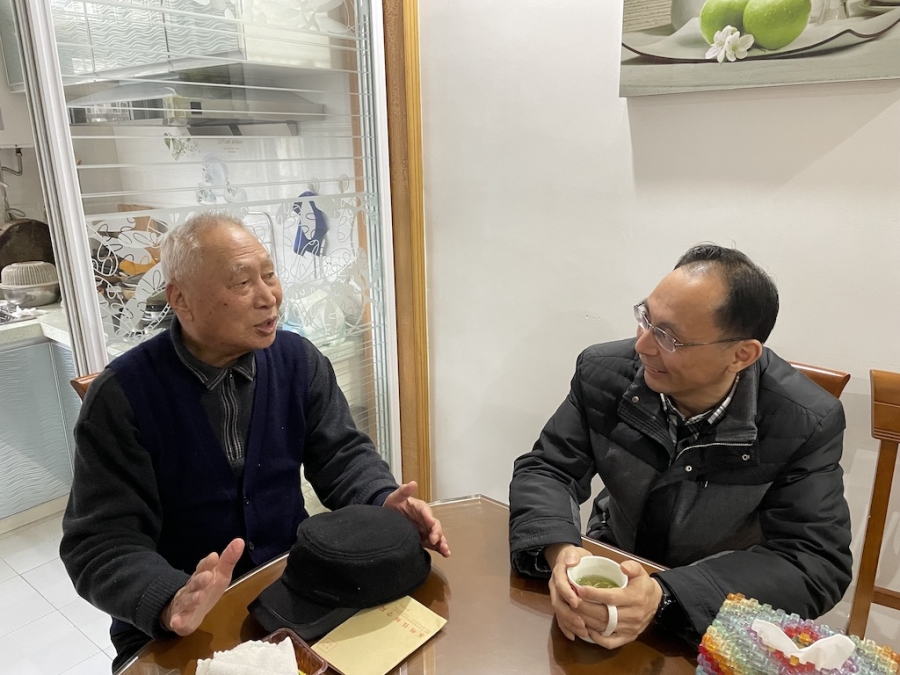 1643539546301117.jpg 陈叙副院长慰问赖举华.JPG