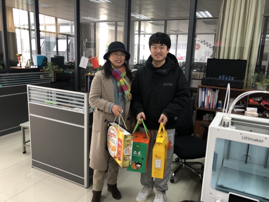 1643540086969359.jpg 王丽华副院长看望陈启熙.JPG