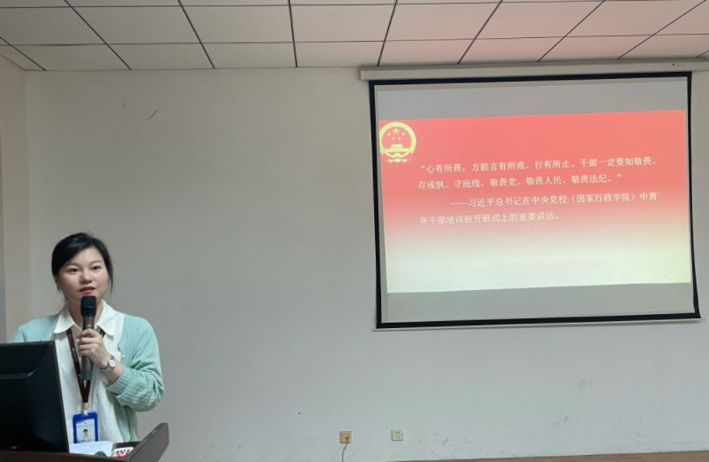 1695354300580191.jpg 刘书记领学.jpg