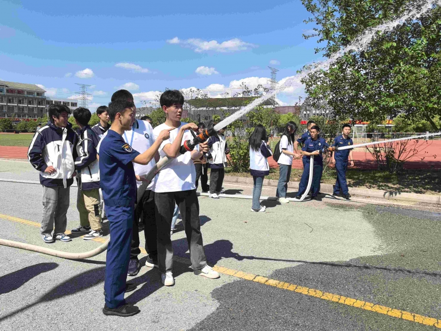 1715219973604935.jpg d38da7d23e627dd2805753b6ca151cdc.jpg