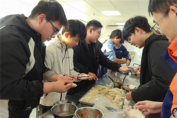 nvbs16ui38jdd0d6i1poo11rm03.jpg 81c40177e83511cef5ca507759789aa2_副本.jpg