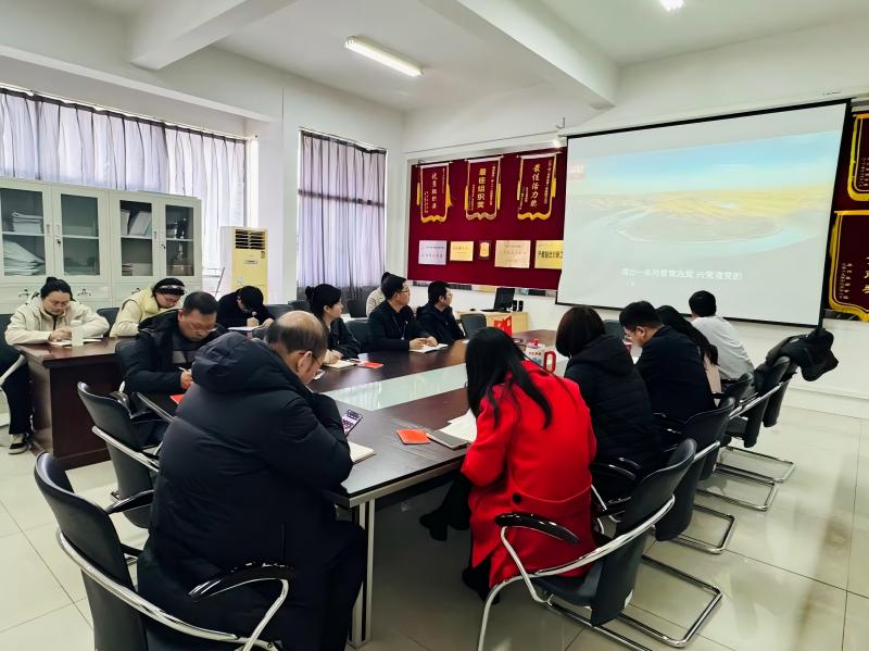 oho1j72vk7afrv3fbt72otf2ck9.jpg 党员同志观看视频(1).jpg