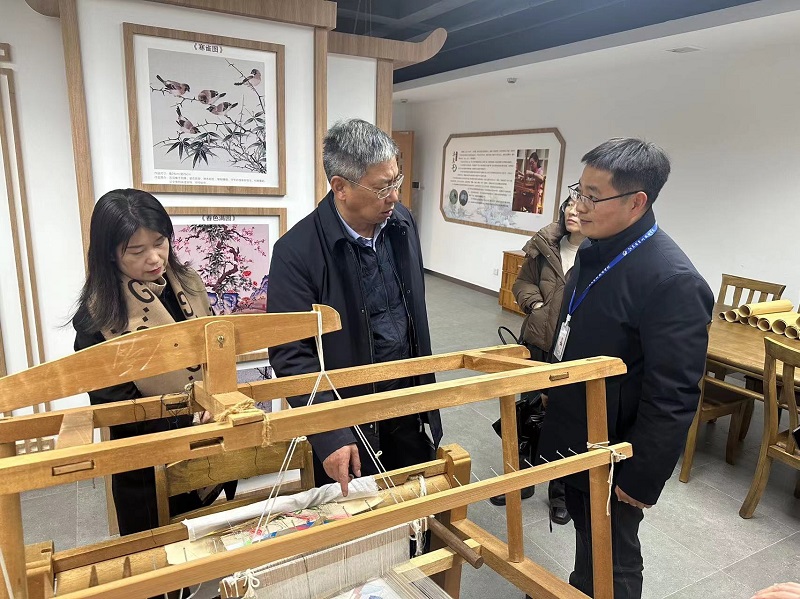 md67p98eb62bokj1e2dund7bm27.jpg 3.jpg