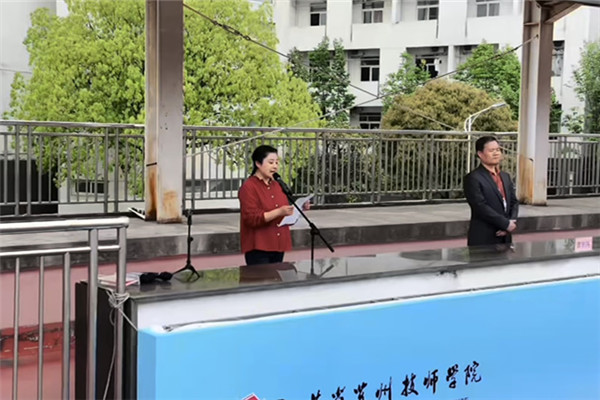 2suki3bm6rs39kpktj7i6gvb052.jpg IMG_2501_副本.jpg