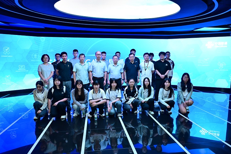 7c1jgcahkj45q75pmgh2l9i1og5.jpg 参观06.JPG