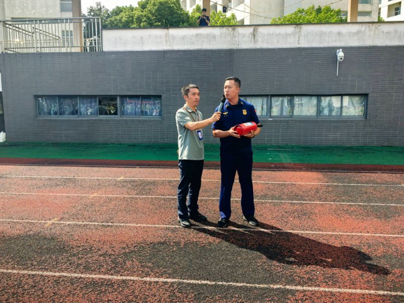 13rad3etsadmgo1ptga670hvtf4.jpg e4c9af319fd9d258c7684629e53bf0a9.jpg