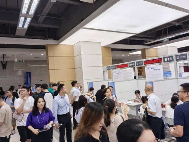 a0o7gitfq95eu8cl04t46mt8652.jpeg 图片4 Medium.jpeg